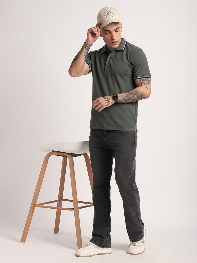 Men Cotton Blend Slim Fit Polo Neck Solid T-shirt