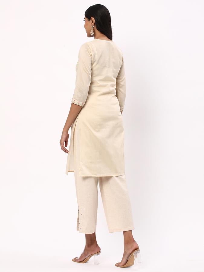 Women Poly Blend Regular Fit Round Neck Embroidered Kurta