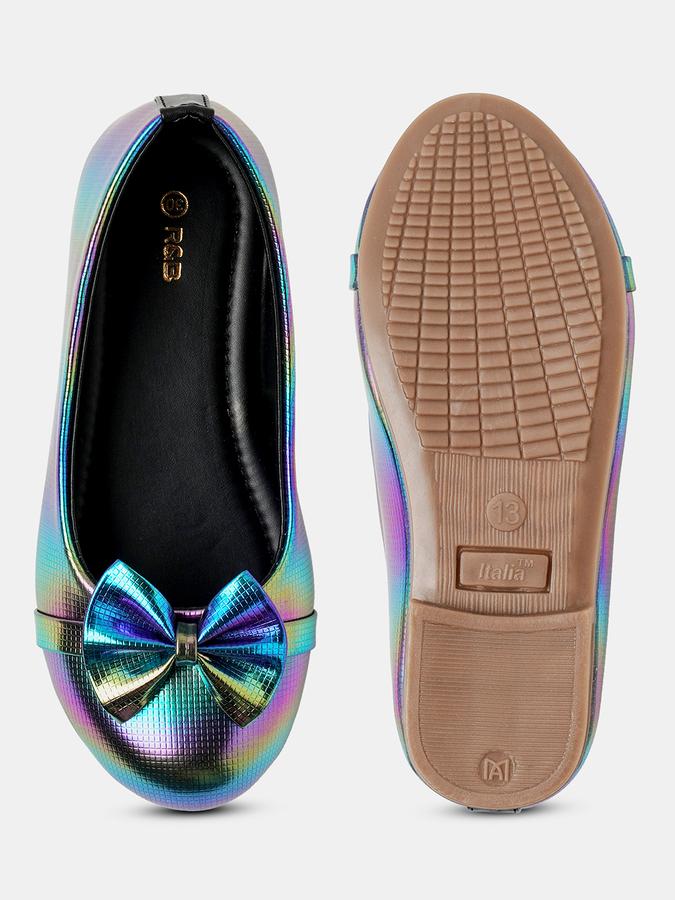 Girls Slip-On Shoes image number 3