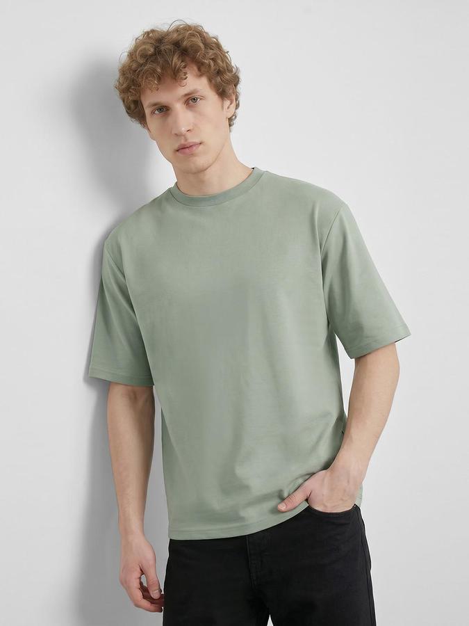 R&B Green Men Solid Short Sleeves Tshirt
