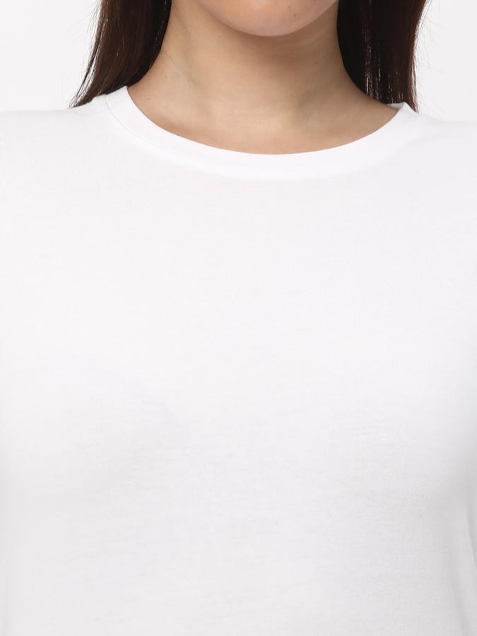 Women Regular Fit Round-Neck T-Shirt image number 3