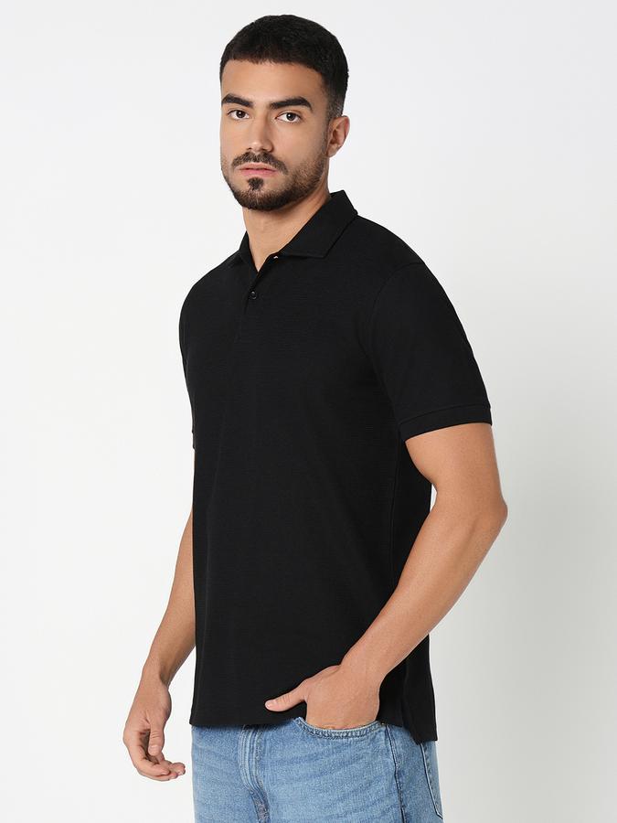 Solid Men Polo Neck T-Shirt image number 2