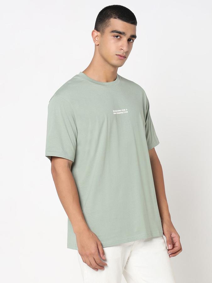 MENS Short Sleeves CREW NECK GRAPHIC TEES- RELAX FIT image number 3