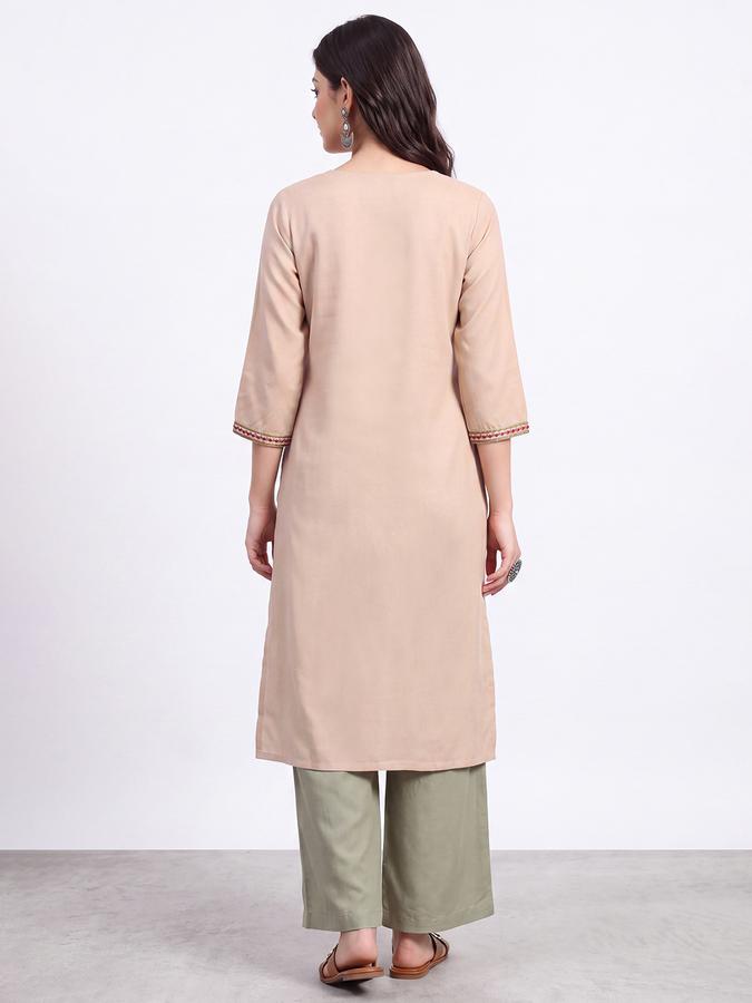 R&B Womens Cream Three-Quarter Sleeves Round Neck Floral Embroidery Straight Kurta
