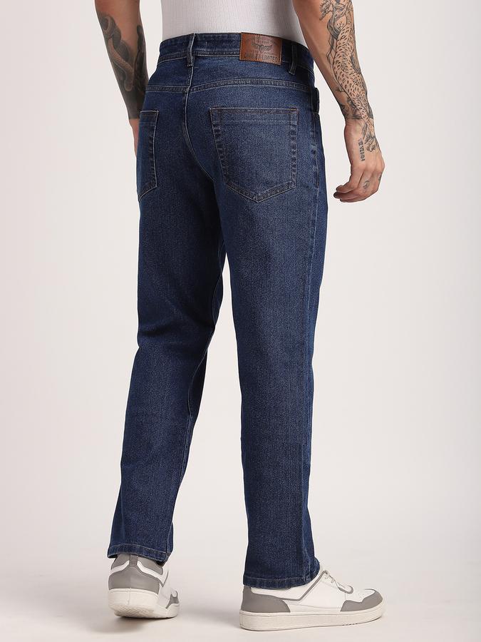 Men Cotton Blend Straight Fit Mid Rise Clean Look Jeans