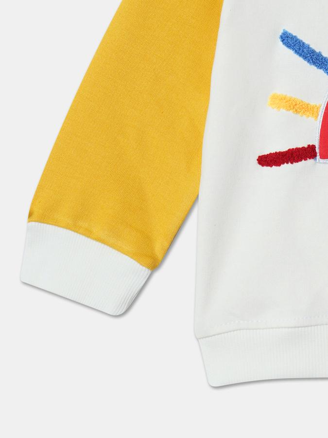 Boys Graphic Sweatshirt image number 3