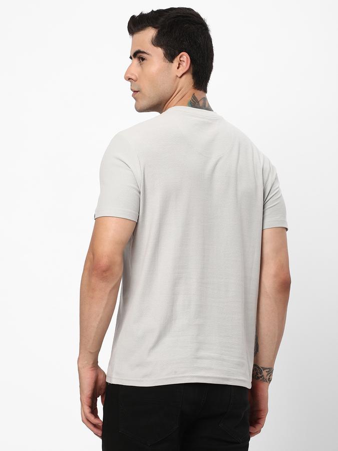 Men Round-Neck T-Shirt image number 2