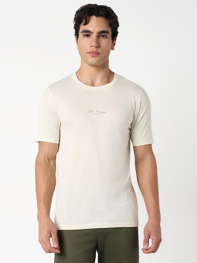 Solid Men Round Neck T-Shirt image number 0