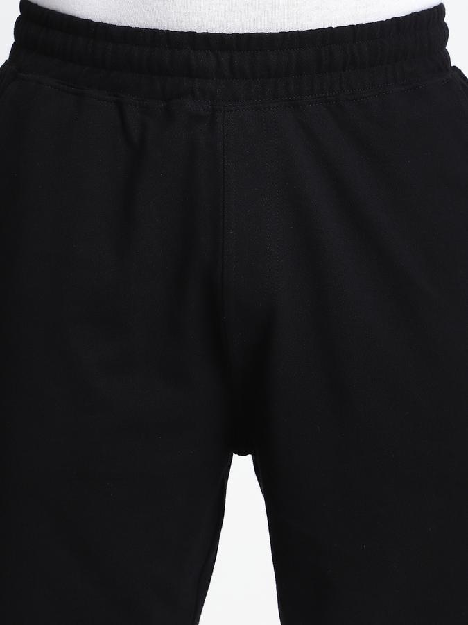 Men Cotton Regular Fit Elastic Waist Solid Shorts