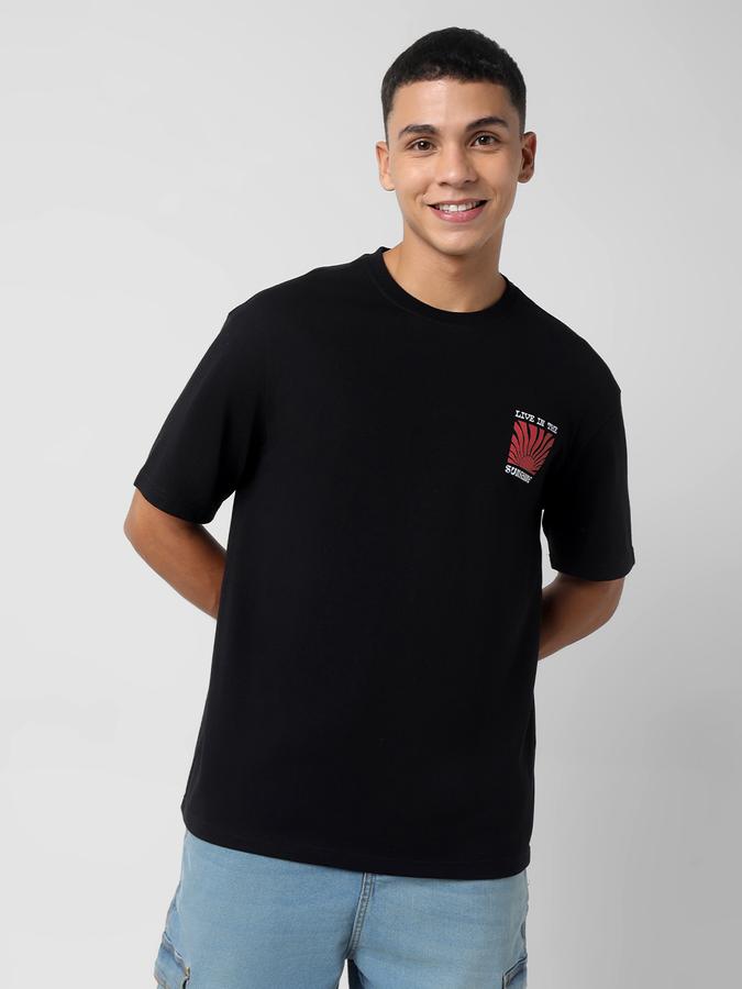 Men Cotton Blend Oversized Fit Crew Neck Graphic T-shirt