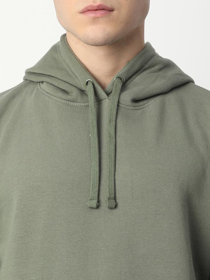 Men Fleece Regular Fit Hooded Solid Sweatshirt