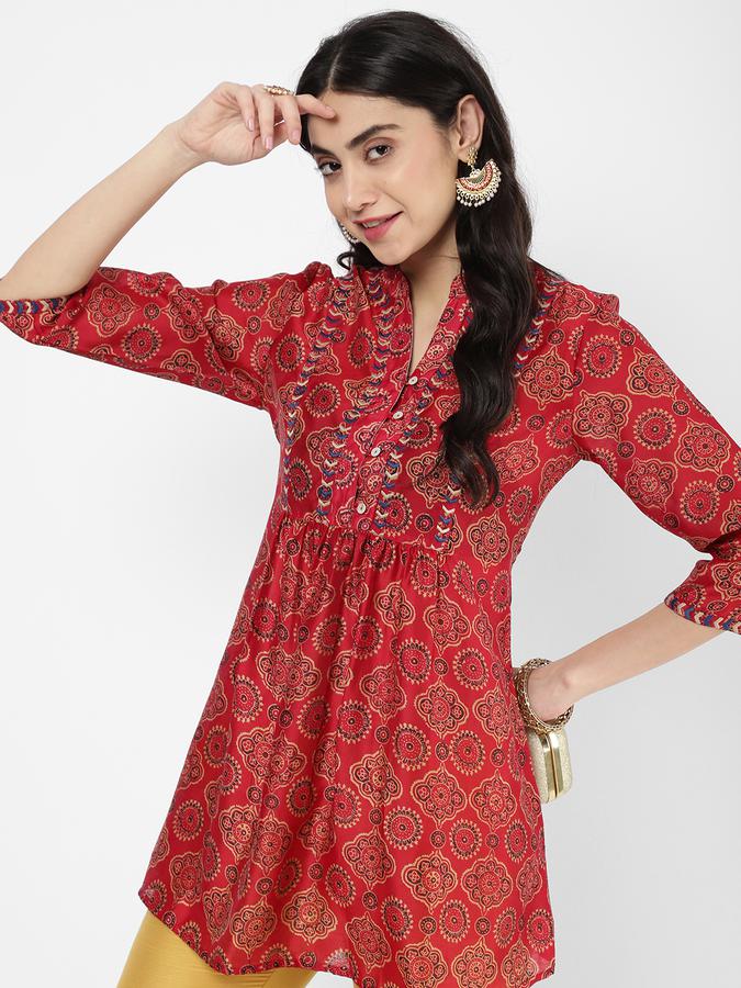 R&B Women Red Tops & Kurtis image number 0