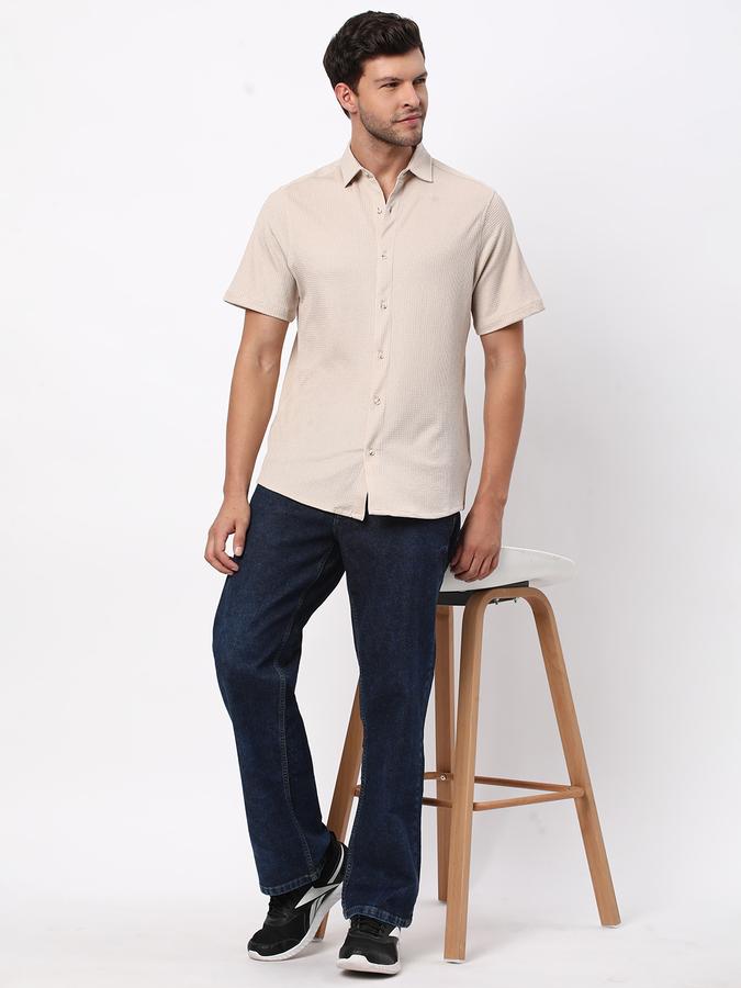 Textured Regular Fit Shirt image number 1
