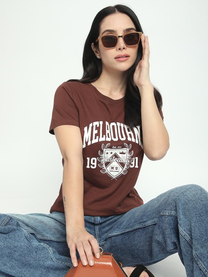 Graphic Print Men Round Neck T-Shirt image number 0