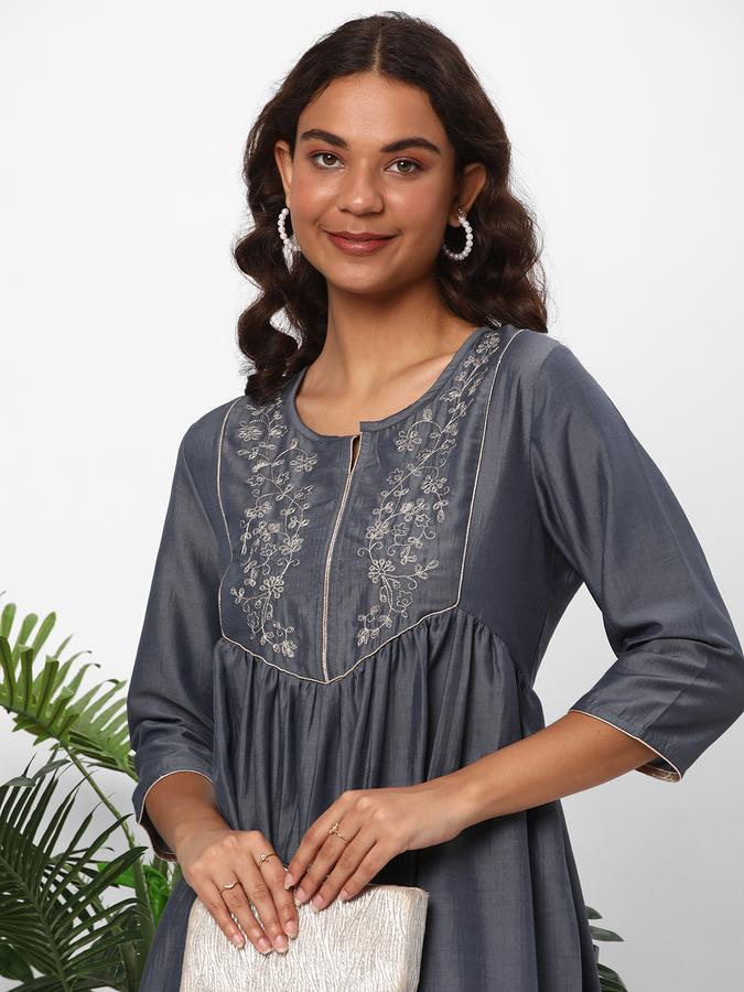 R&B Women's Embroidered Regular Flared Kurta 3-Q Sleeves