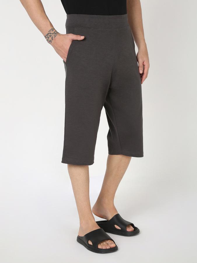 Men Regular Fit Knit Shorts with Insert Pockets image number 2