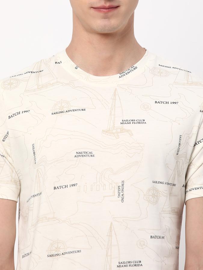 Men Printed Regular Fit Round-Neck T-Shirt image number 3