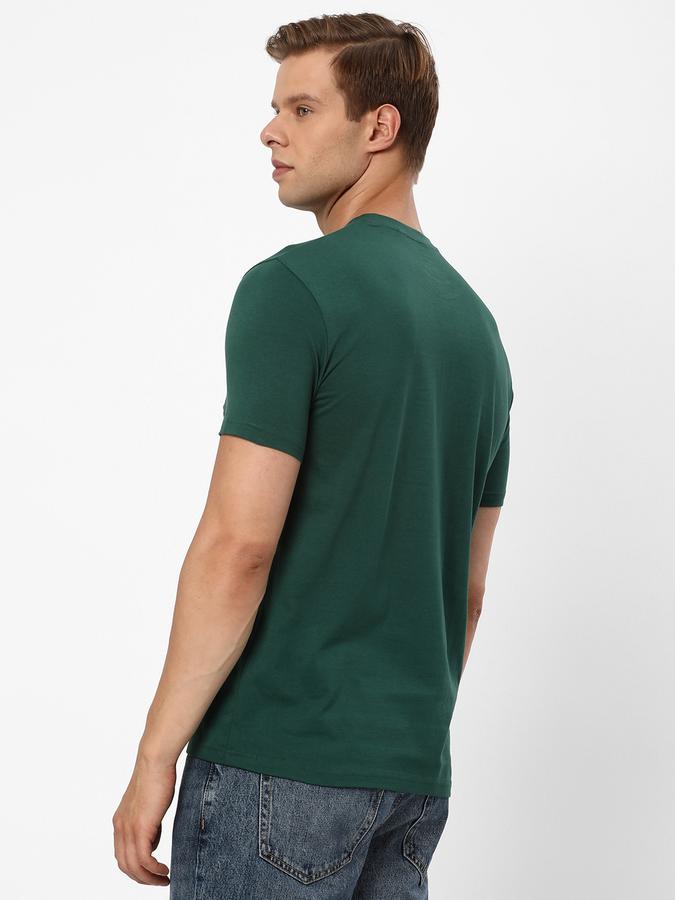 Men Typographic Print Round-Neck T-Shirt image number 2
