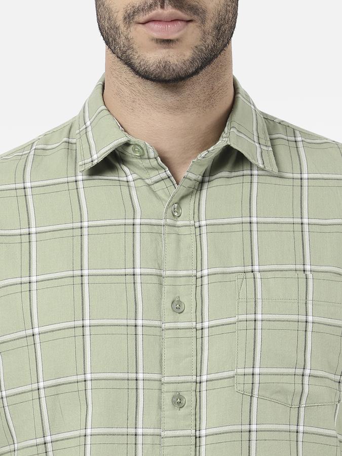 R&B Men Green Casual Shirts image number 3