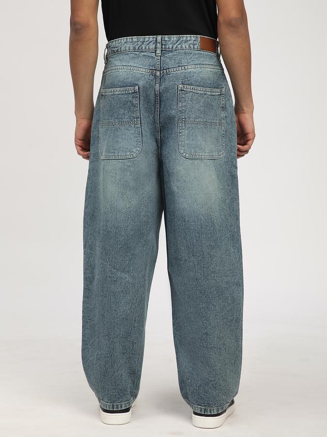 Men Denim Wide Leg Mid Rise Clean Look Jeans