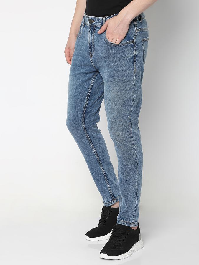 Men Light Wash Slim Jeans image number 1