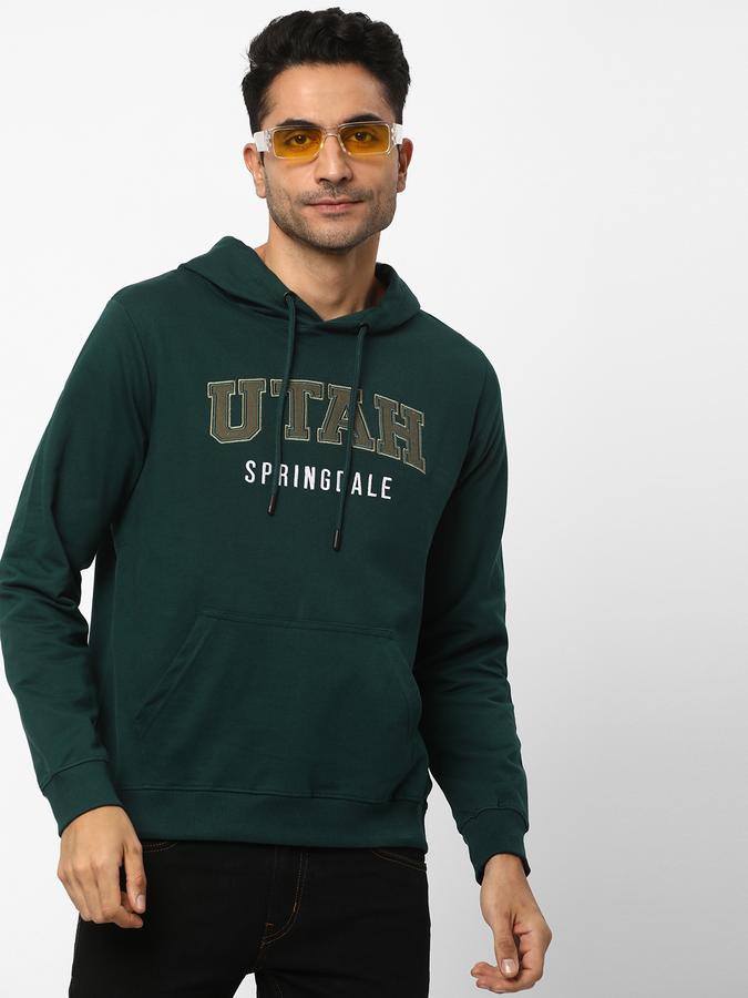 Men Regular Fit Typographic Print Sweatshirt image number 0