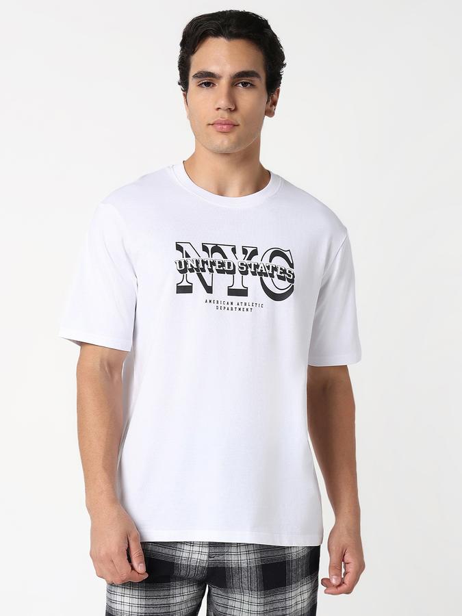 Solid Men Round Neck T-Shirt image number 0