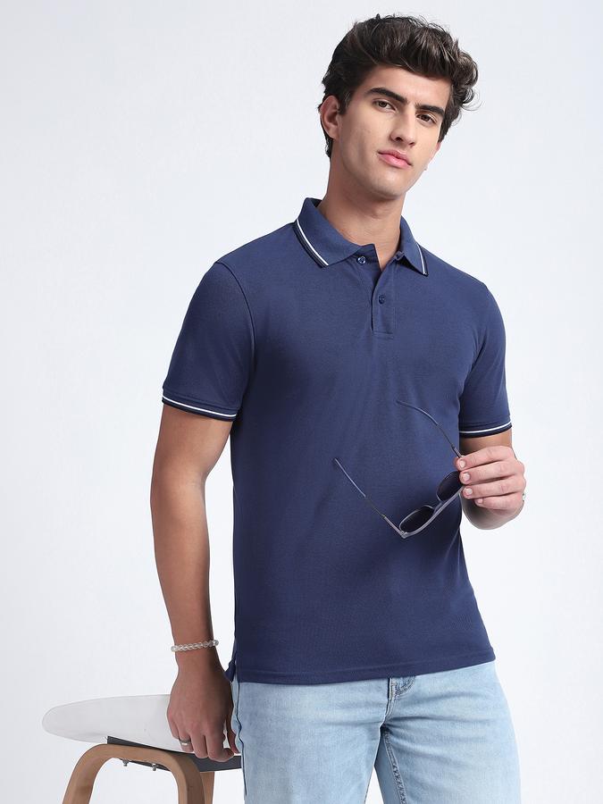 Men Cotton Blend Slim Fit Polo Neck Solid T-shirt