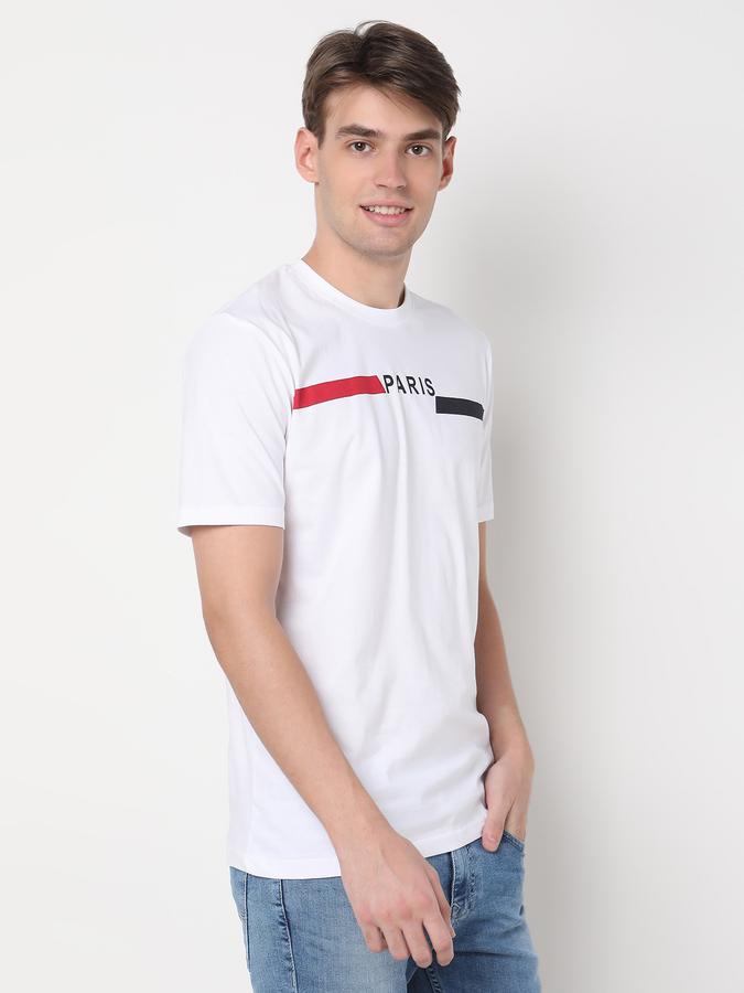 Men Typographic Print Regular Fit Crew-Neck T-Shirt image number 2