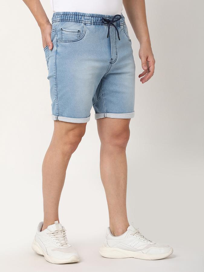 Men Regular Fit Shorts with Elasticated Drawstring Waist image number 2