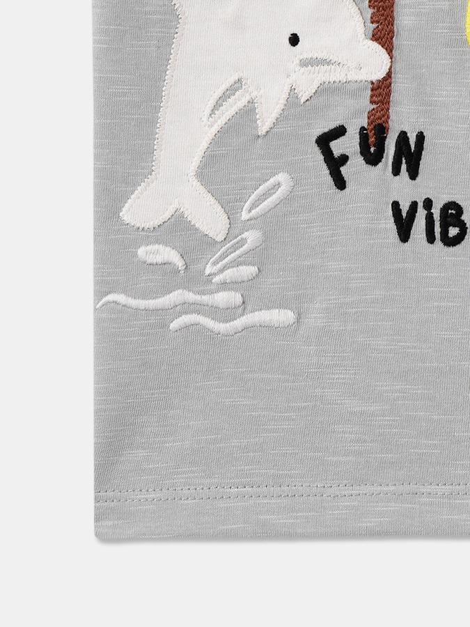Boys Graphic Print T-shirt image number 3