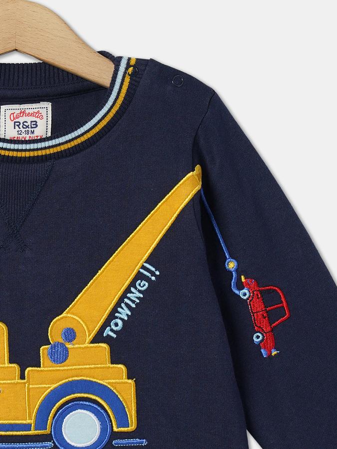 Boys Embroidered Regular Fit Sweatshirt image number 2