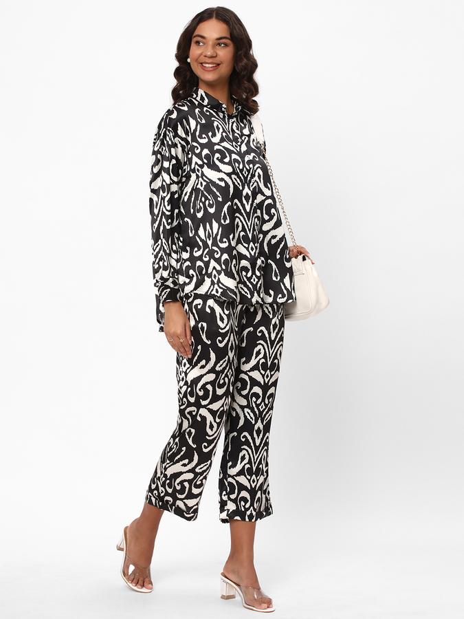 Women Relaxed Fit Trousers image number 1
