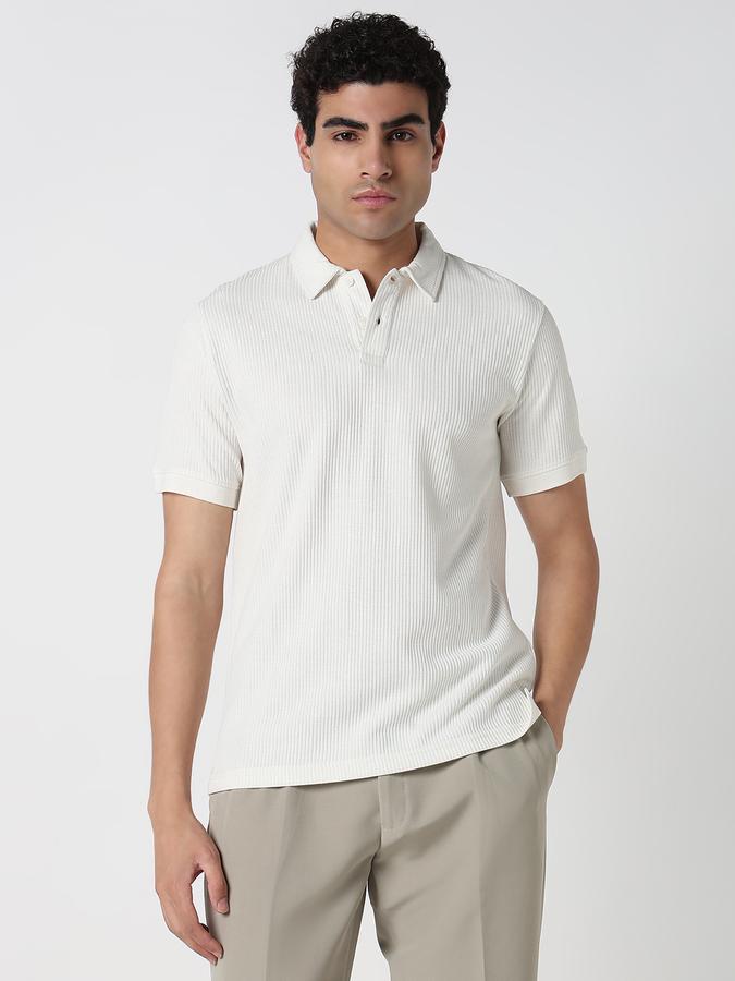 Solid Men Polo Neck T-Shirt image number 1