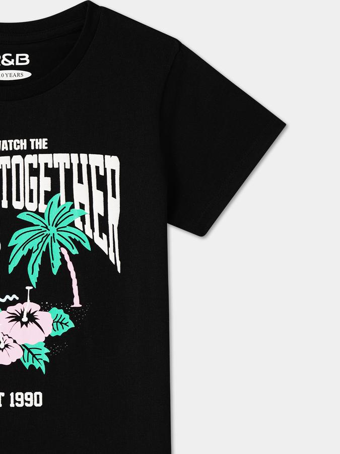 Printed T-Shirt with Crew Neck and Short Sleeves image number 2
