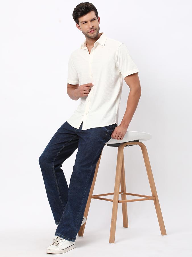 Men Regular Fit Shirt with Spread Collar image number 1