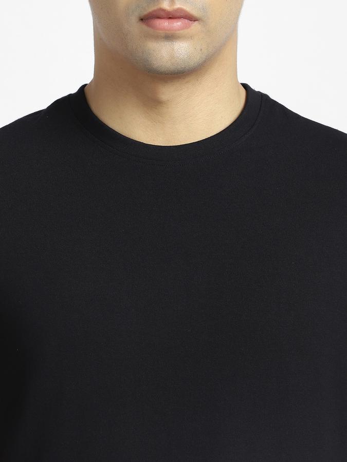 Men Cotton Blend Regular Fit Crew Neck Solid T-shirt