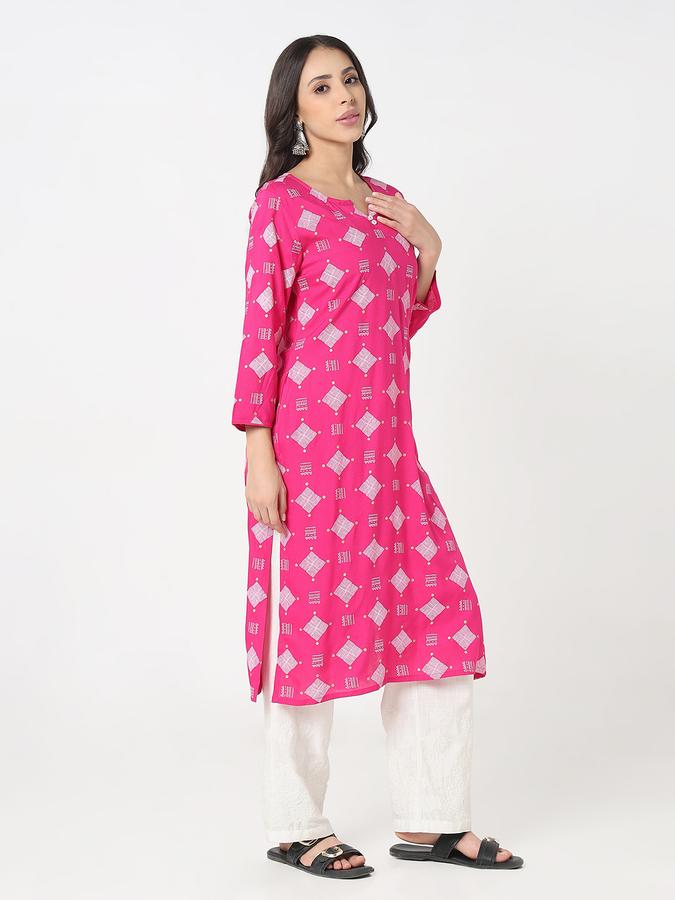Women's regular fit casual Geometric printed round neck with 3/4th sleeves kurta  image number 3