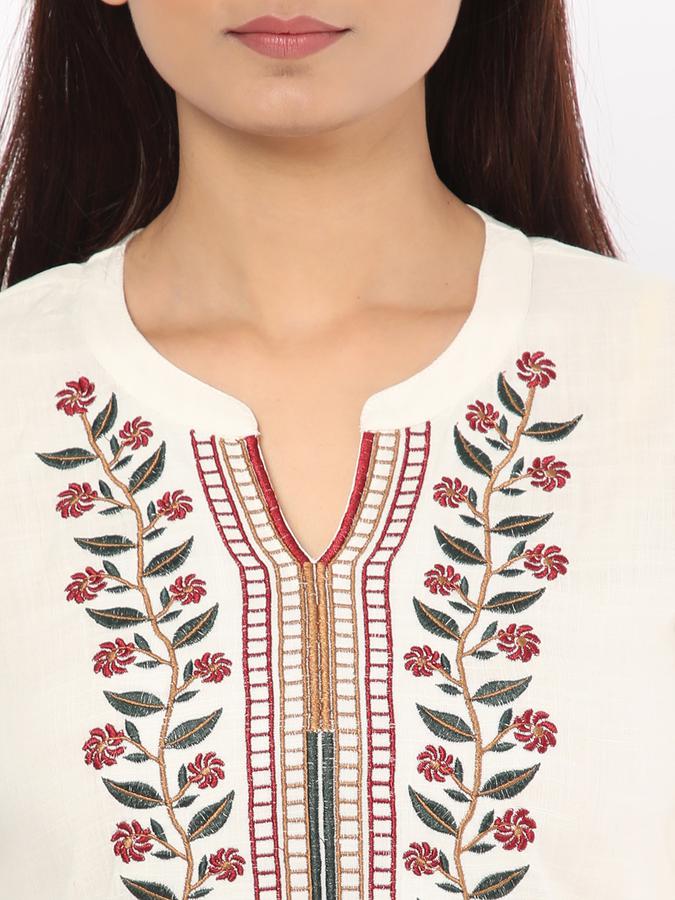 R&B Women White Kurta image number 3