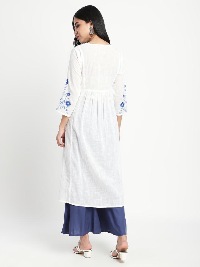 Women Viscose Relaxed Fit V Neck Embroidered Kurta
