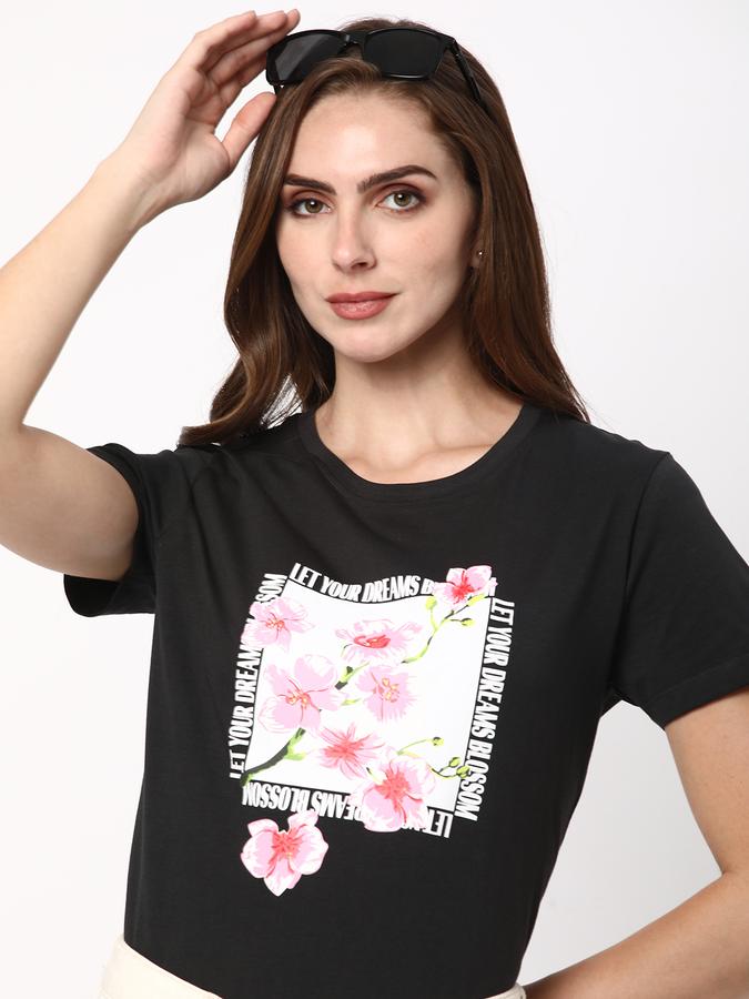 Women Cotton Relaxed Fit Crew Neck Graphic T-shirt