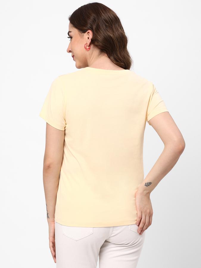 Women Regular Fit Typographic Print Crew-Neck T-Shirt image number 2