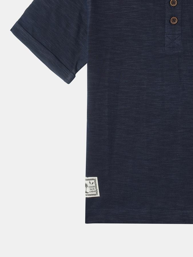 Boys Regular Fit Round-Neck T-Shirt image number 3