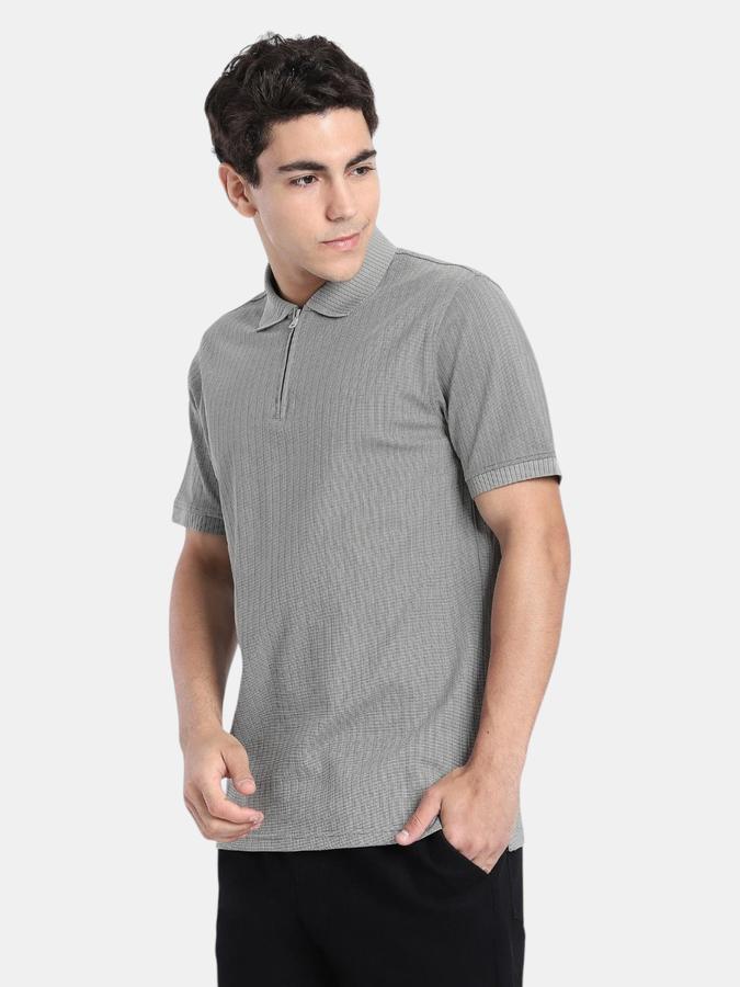 R&B Green Textured Men Short Sleeve Polo T-shirt