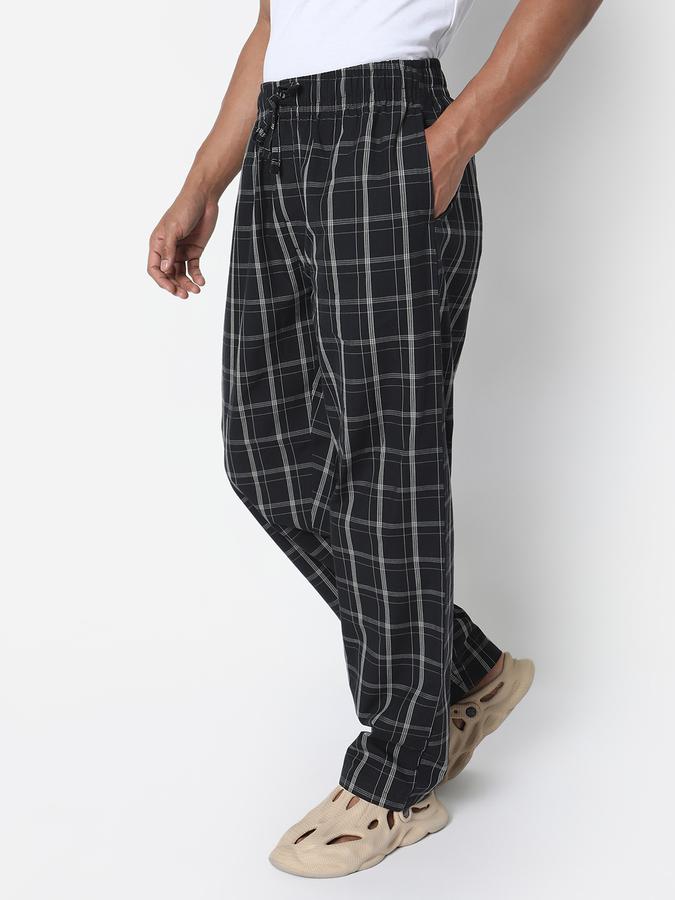 Men Cotton Relaxed Fit Drawstring Waist Checks Trousers