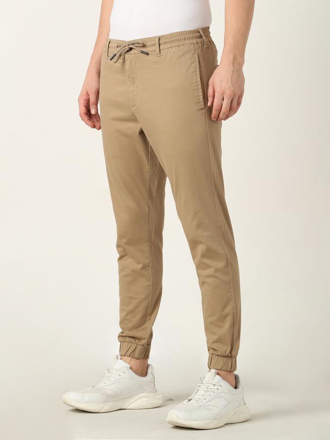 Men Slim Fit Flat-Front Trousers image number 1