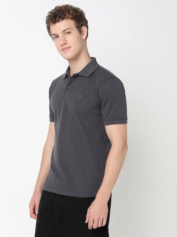 Solid Polo T-Shirt with Short Sleeves image number 2