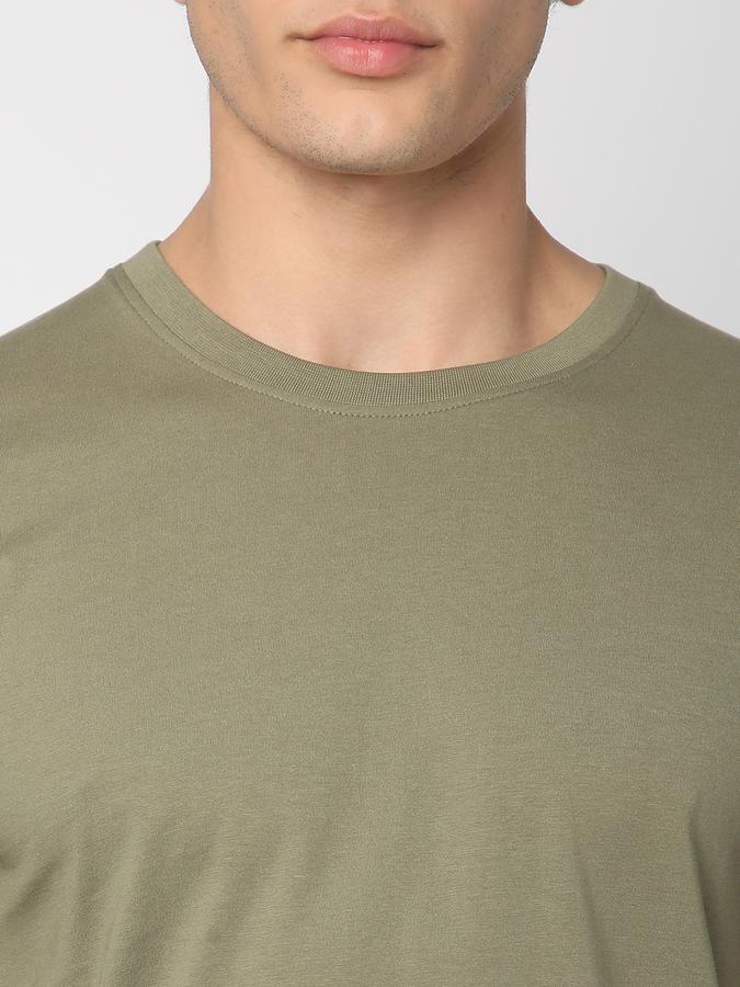 Solid Men Round Neck T-Shirt image number 3