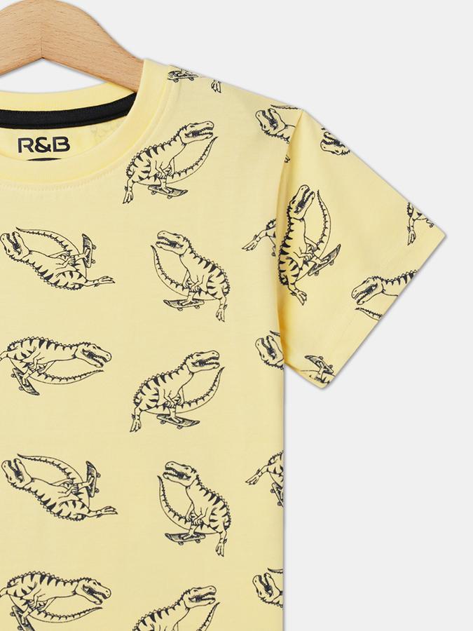 Boys Relaxed Fit Round-Neck T-Shirt image number 2