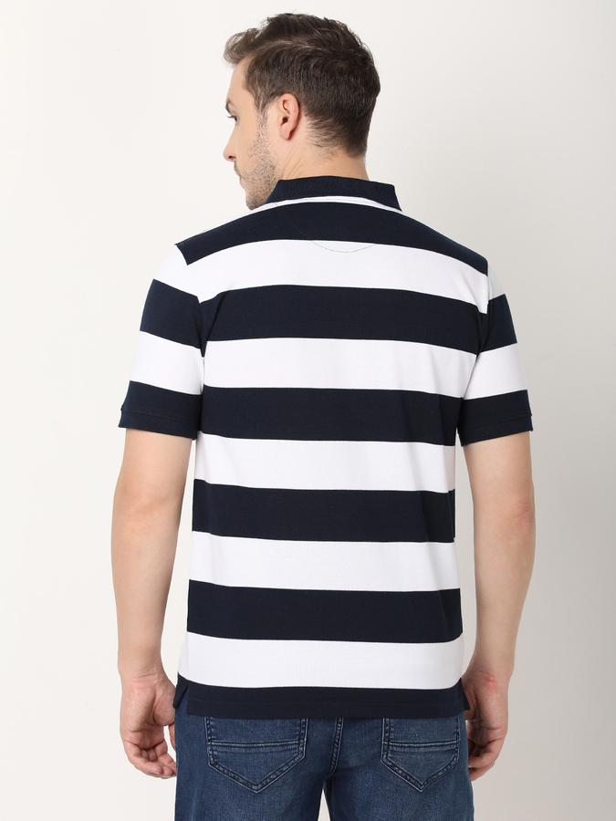 Men Stripes Regular Fit T-shirt image number 2